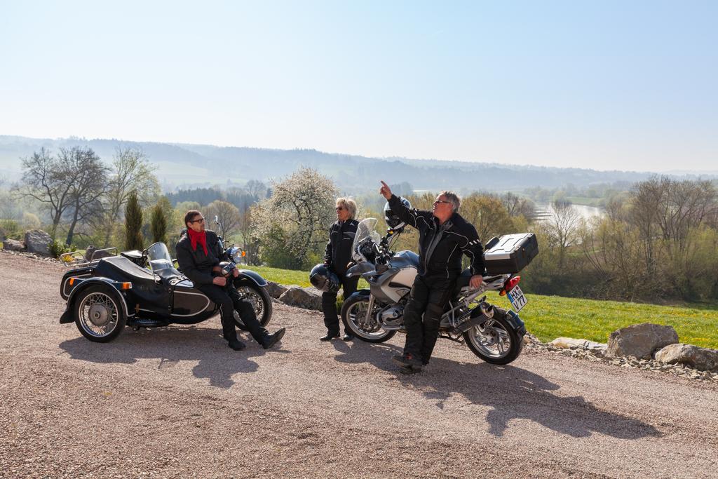 Landhotel Weserblick Beverungen Buitenkant foto