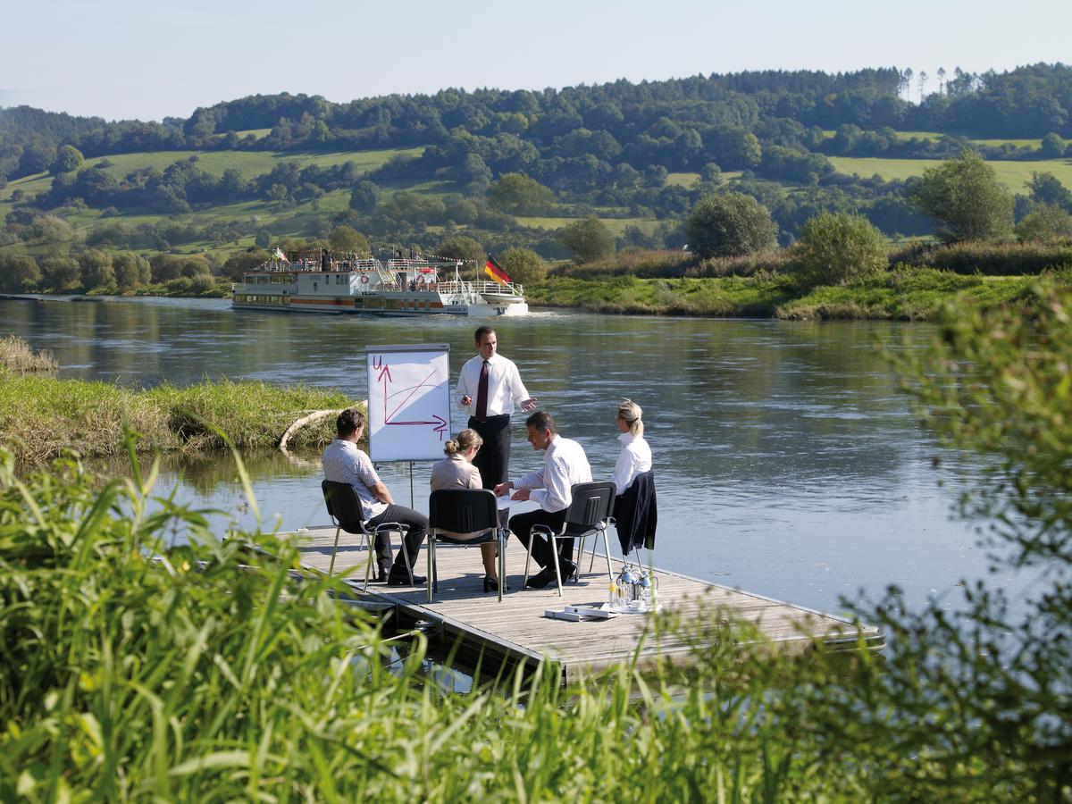 Landhotel Weserblick Beverungen Buitenkant foto